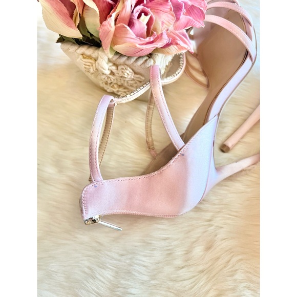 Badgley Mischka Hazel Heels - Picture 8 of 14